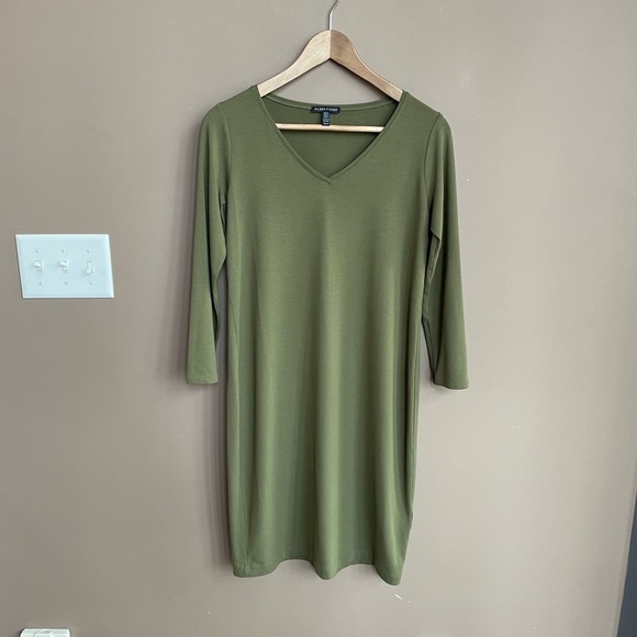 Eileen Fisher Viscose Jersey V Neck Dress in Green Size XS - Picture 2 of 6